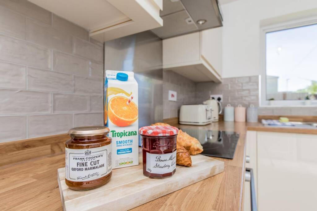 Stylish Townhouse In The Heart Of Summertown Oxford Eksteriør bilde