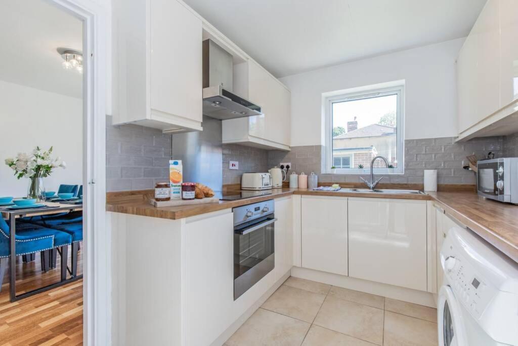 Stylish Townhouse In The Heart Of Summertown Oxford Eksteriør bilde